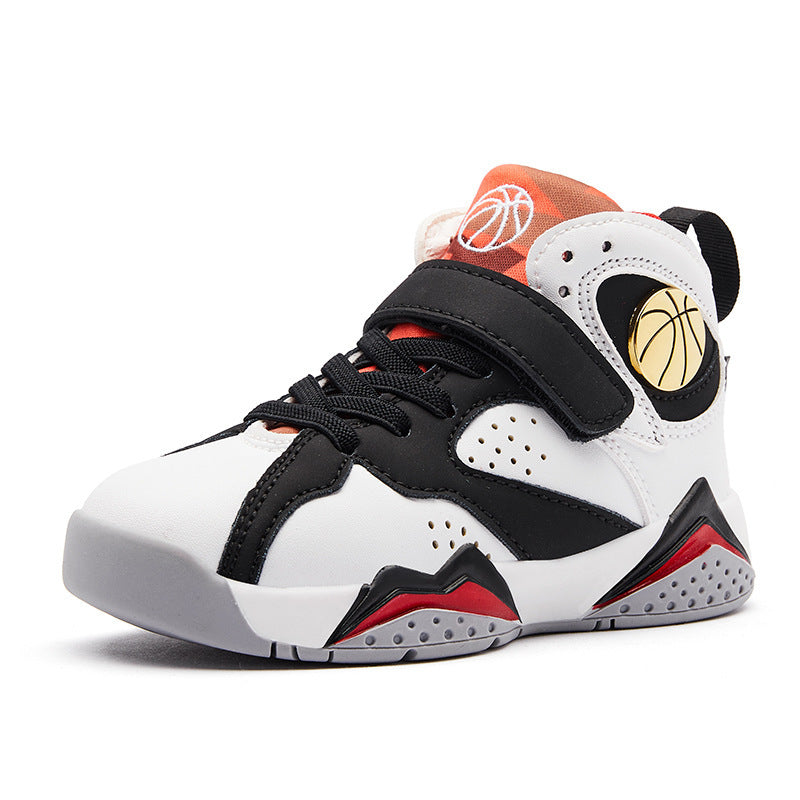 أحذية الجري للأولاد في مدرسة جينجيانغ الابتدائية